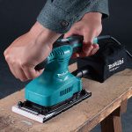 5027 may cha nham rung makita m9203b 4