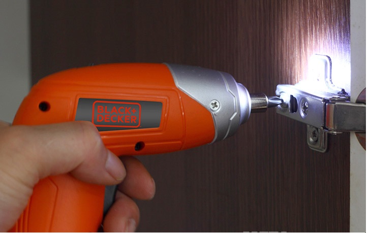 5103 may van vit dung pin black decker kc3610 den pin 5103 may van vit dung pin black decker kc3610 den pin