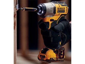5184 may van vit dung pin dewalt 12v dcf801d1 2