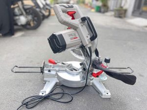 Máy cắt nhôm Crown CT
