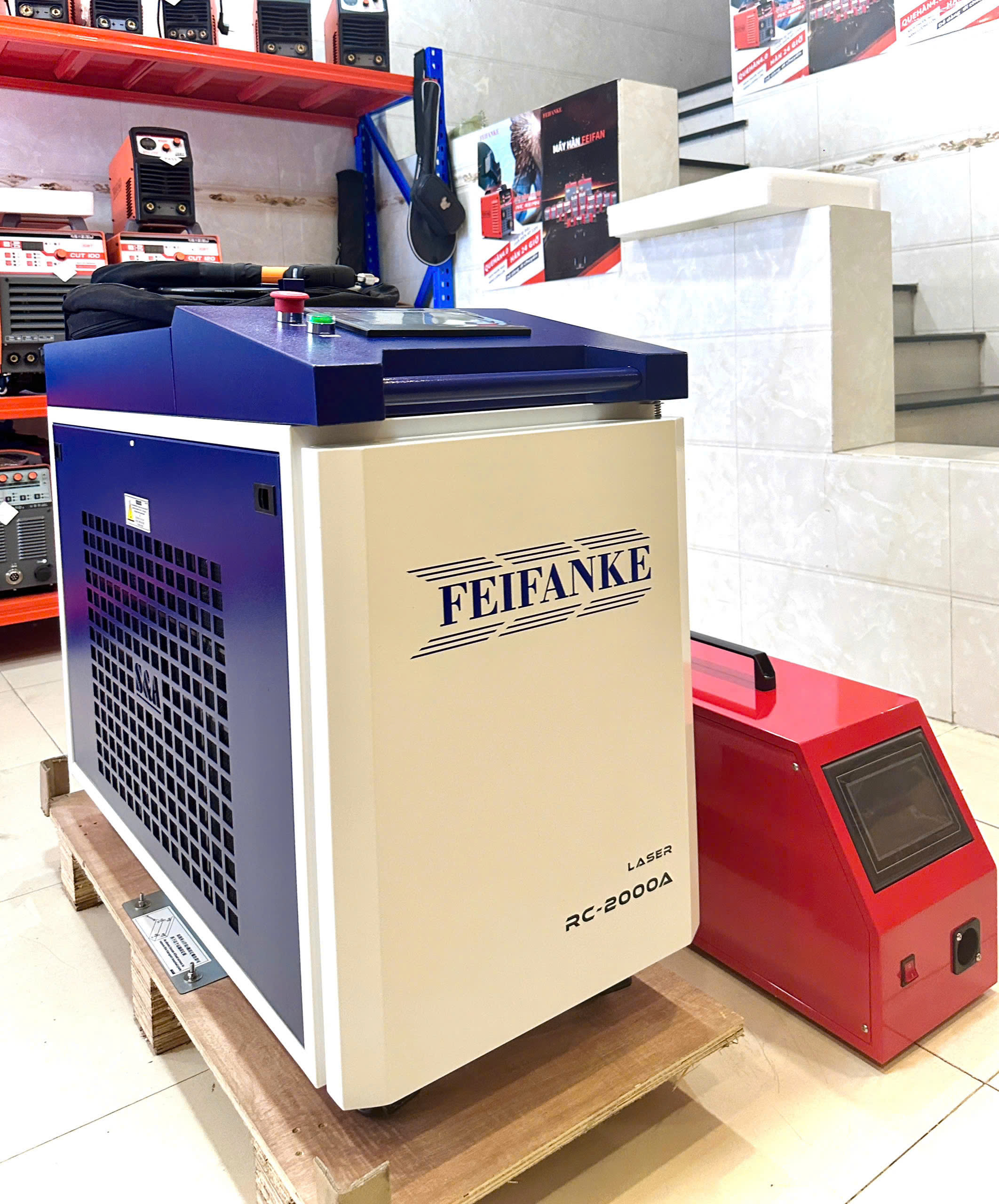 Máy hàn laser FEIFANKE RC-2000A – 2000W, điện áp 220V