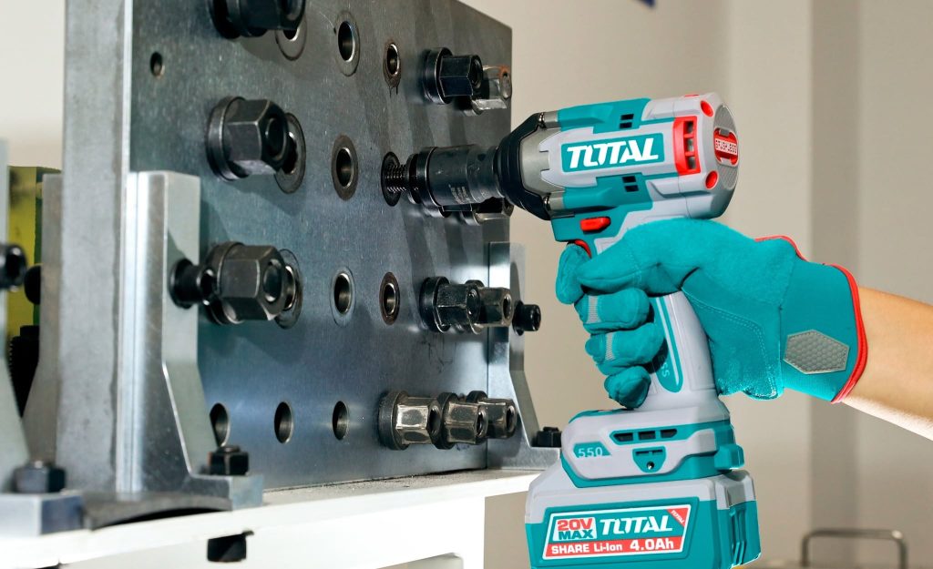 Photo by TOTAL TOOLS WORLD on March May be an image of car scraper wheel tyre and text ()